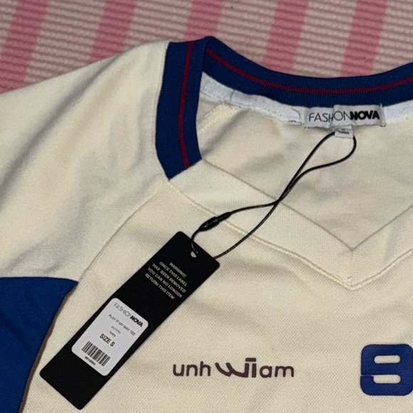 Blue and White Sports Shirt - Picture 5 of 6